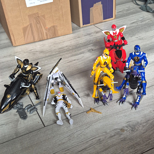 Bandai power rangers mixed - bandai,